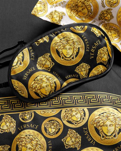 versace マスク|Medusa Amplified Sleep Mask Black,Print .